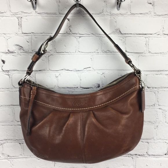 Vintage Coach SOHO Pleated Brown Leather Curved Shoulder Bag - Picture 2 of 14
